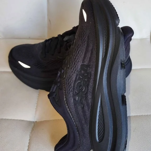 Size 10.5B - Women's HOKA BONDI 9 All Black - Picture 7 of 16